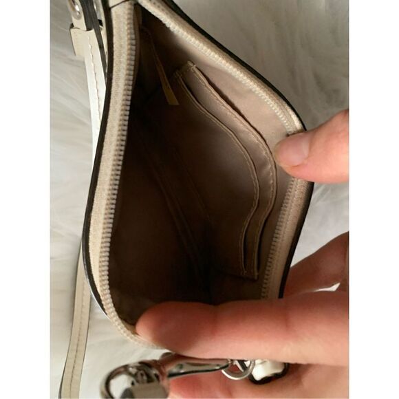 Coach wristlet small white - Picture 3 of 6